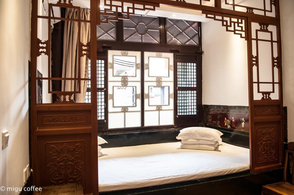 Fly By Knight Pingyao Courtyard Hotell Exteriör bild